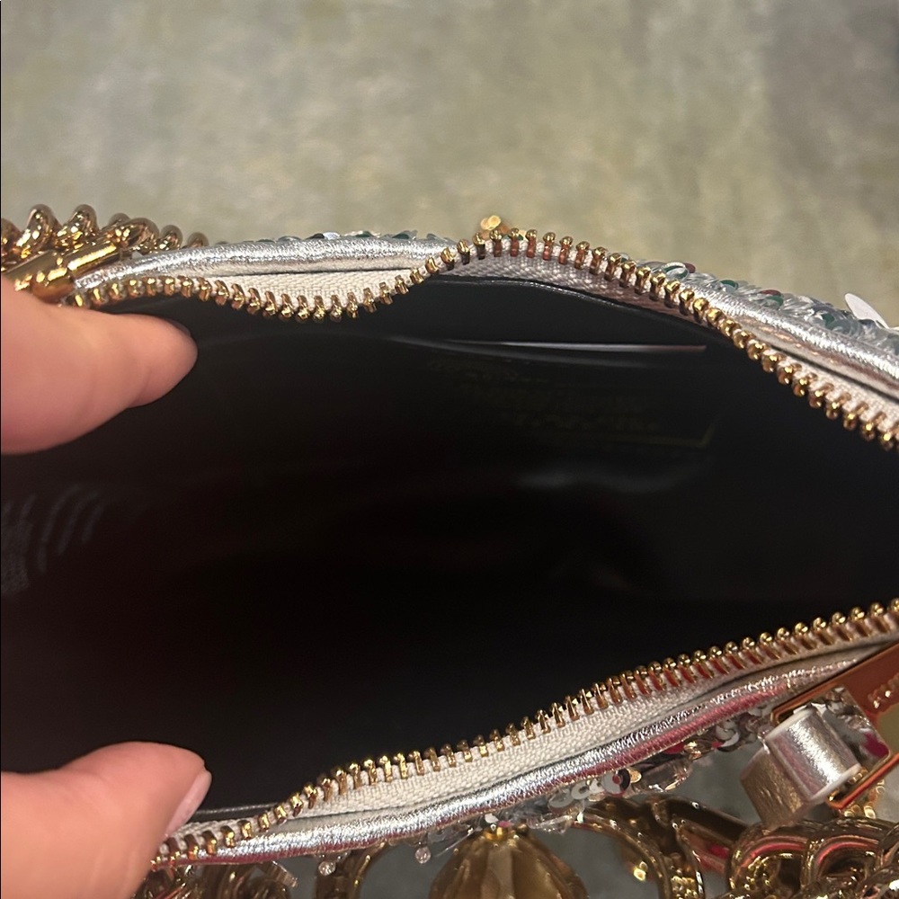 KURT GEIGER LONDON small Chelsea sequin chain-strap shoulder bag - Picture 6 of 7